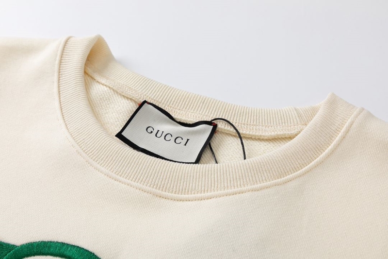 Gucci Sweaters